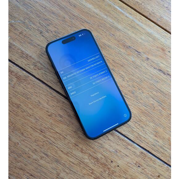 Apple IPhone 15 - 128GB Black Unlocked - Picture 2 of 3